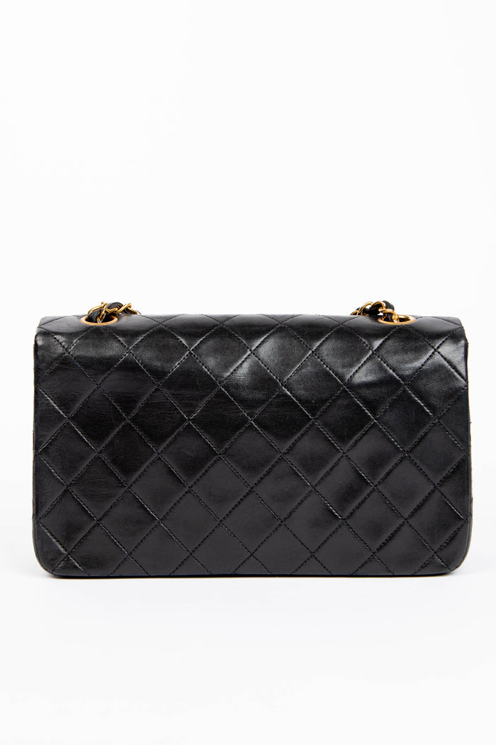 80s Chanel Black Lambskin Small Single Flap Shoulder Bag