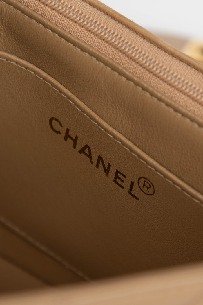 RARE 90s Chanel Beige Lambskin Small Diana Shoulder Bag