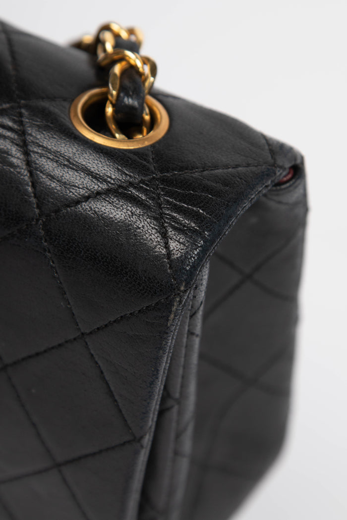 80s Chanel Black Lambskin Small Single Flap Shoulder Bag