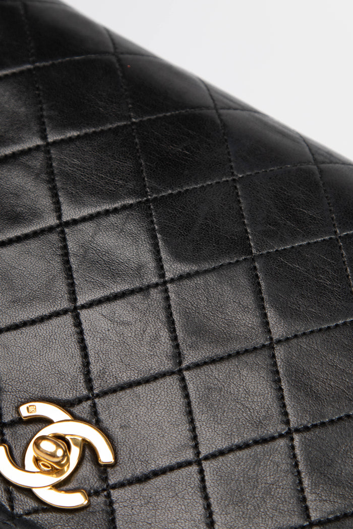 80s Chanel Black Lambskin Small Single Flap Shoulder Bag
