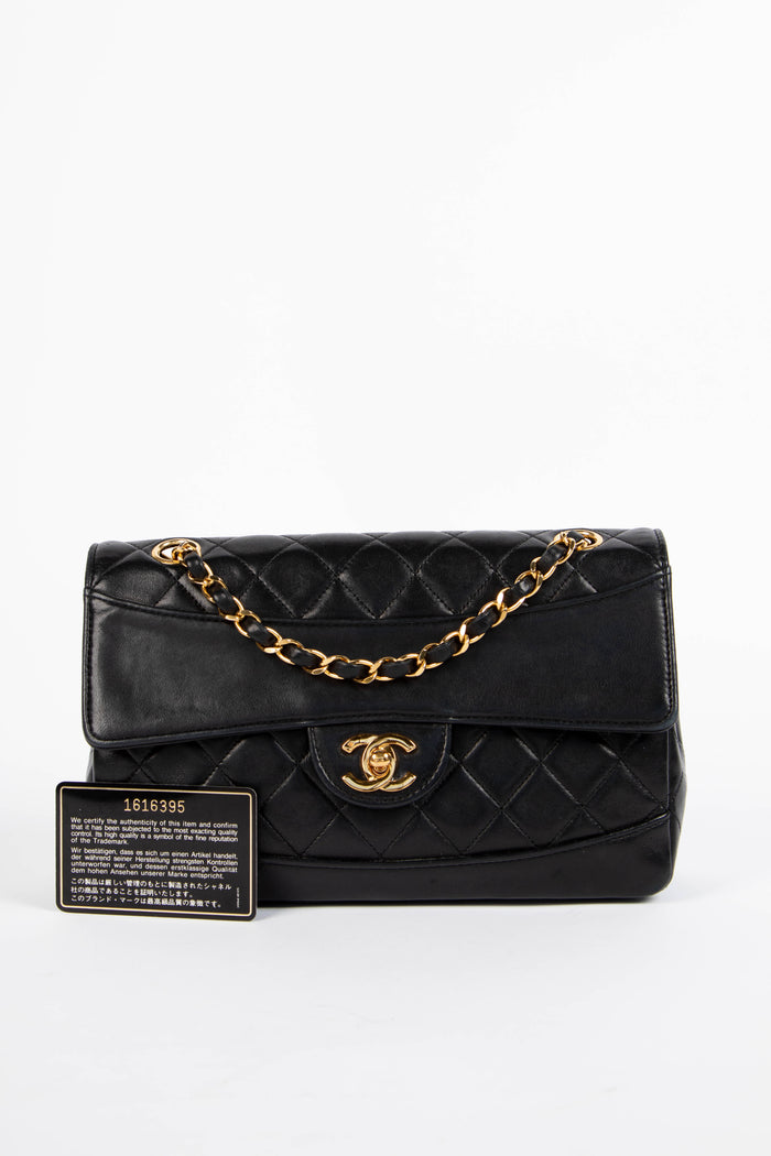 90s Chanel Black Lambskin Leather Single Flap Bag with GHW