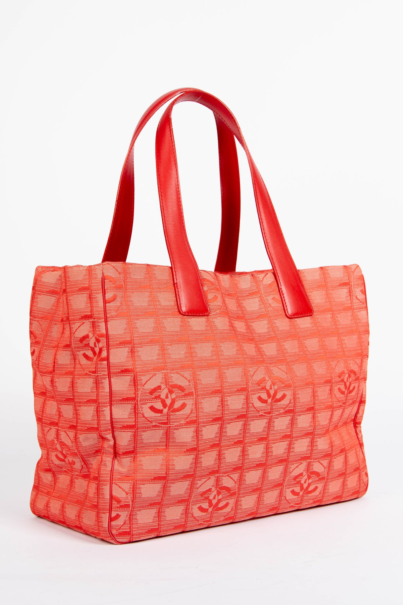 chanel travel line tote bag 2000s Chanel Red Travel Line Tote Bag – Break Archive