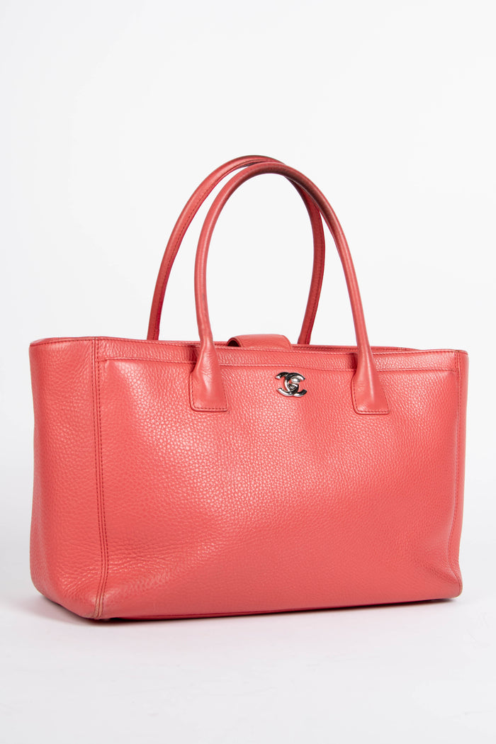 2010s Chanel Red Leather Cerf Executive Shopper Tote Bag