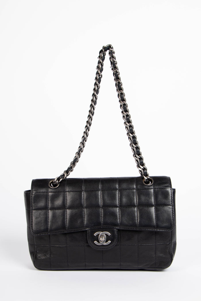 2000s Chanel Black Lambskin Leather Chocolate Bar Single Flap Shoulder Bag
