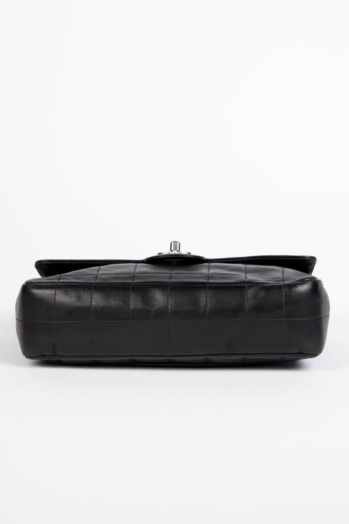 2000s Chanel Black Lambskin Leather Chocolate Bar Single Flap Shoulder Bag