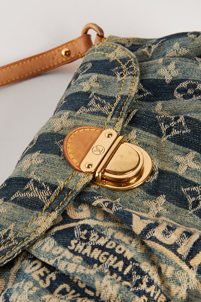 RARE Louis Vuitton Judy Blame Denim Pleaty Shoulder Bag