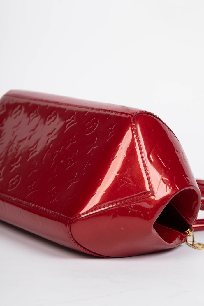 2010s Louis Vuitton Sherwood Red Vernis PM Shoulder Bag