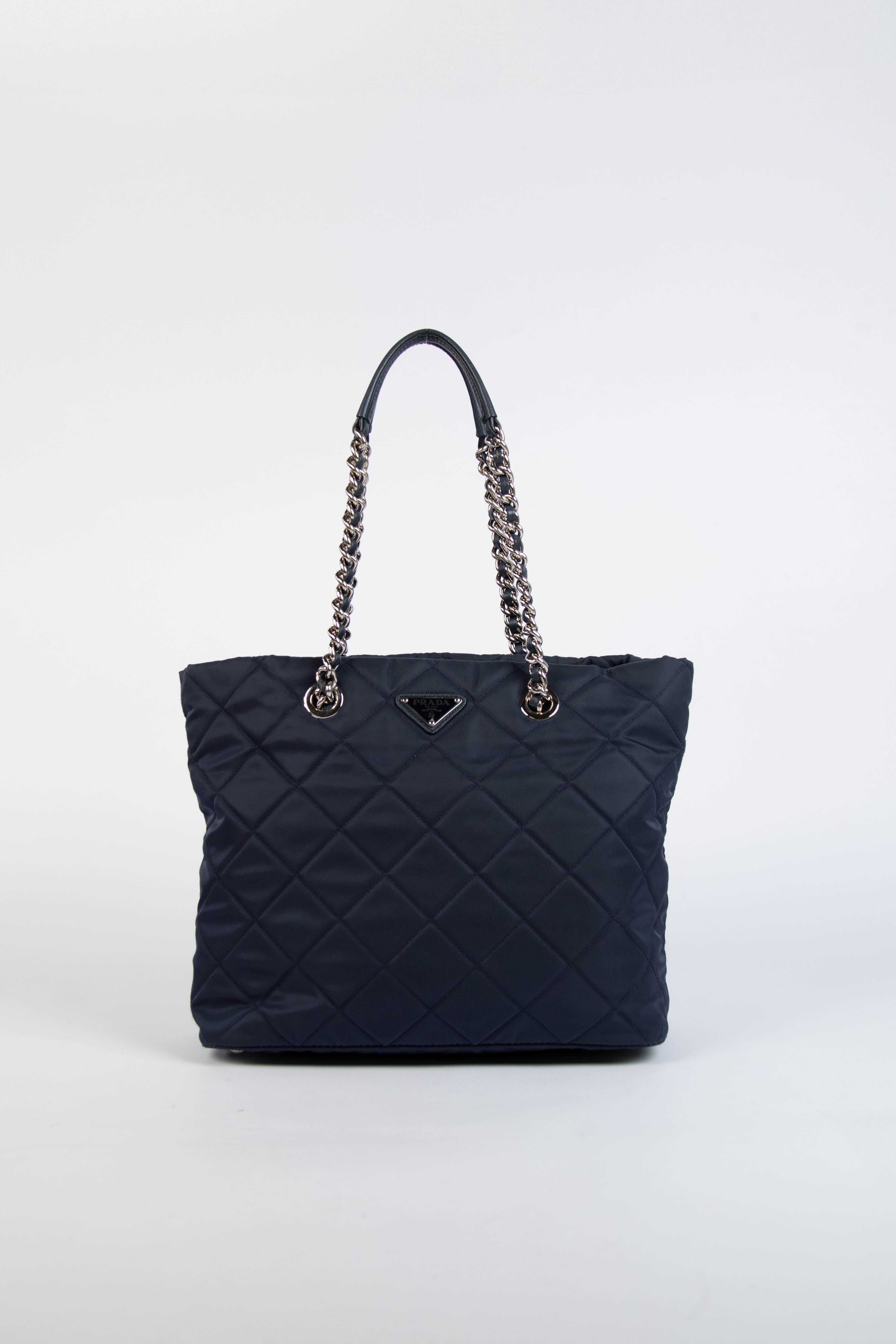 トートバッグ Prada Aubergine Leather Medium Shopping Bag Prada Milano Bag Aubergine Tessuto Nylon Quilted Chevron