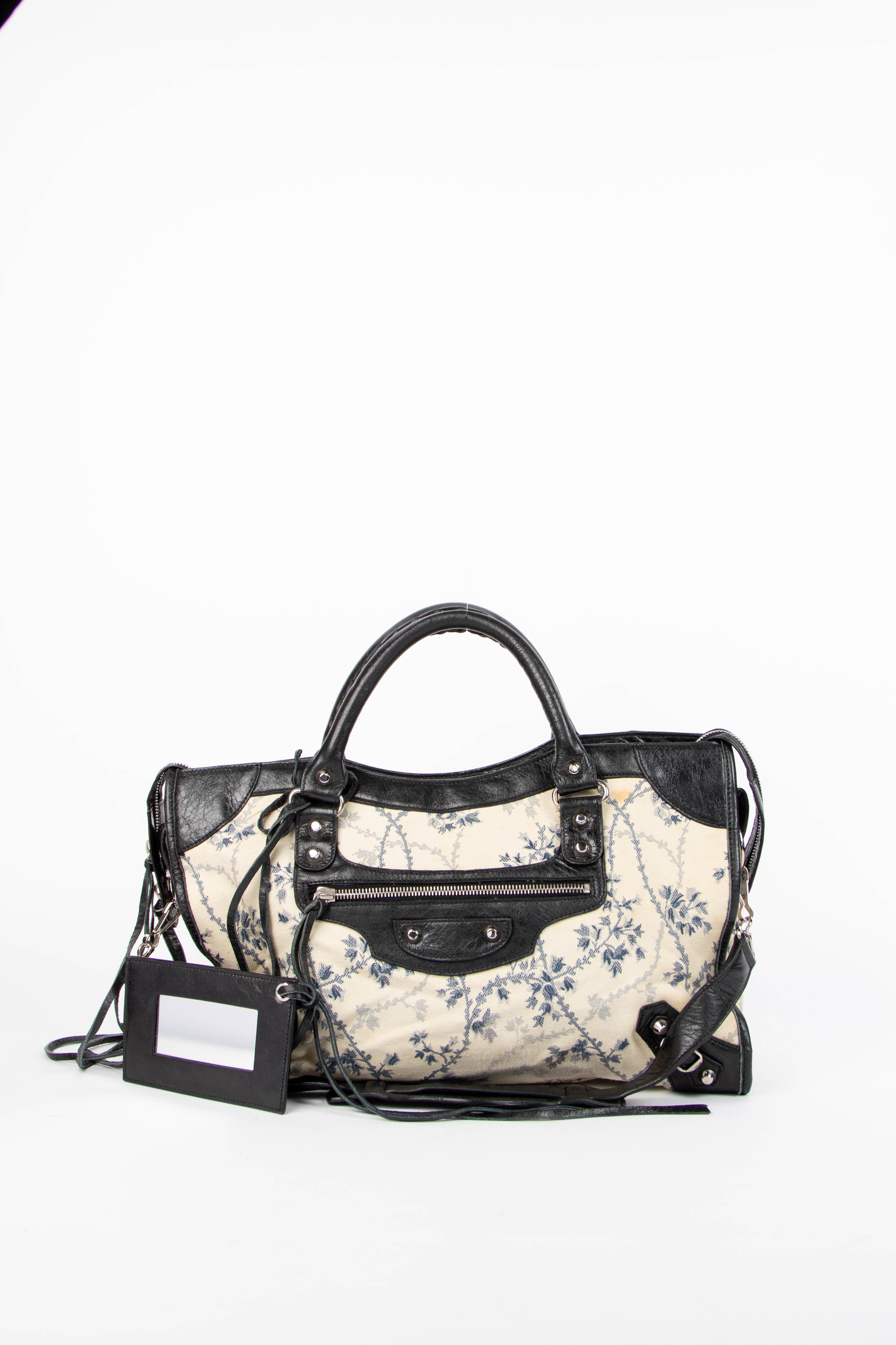 Balenciaga – Break Archive