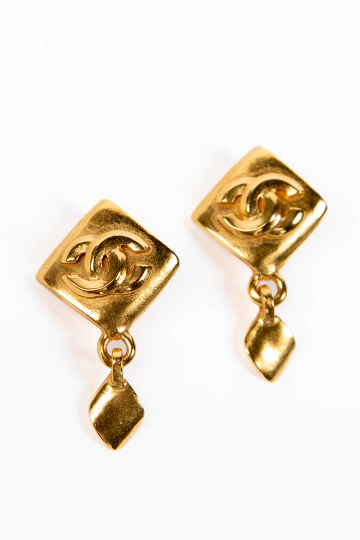 90s Chanel Gold Diamond Shape Clip-on Earrings