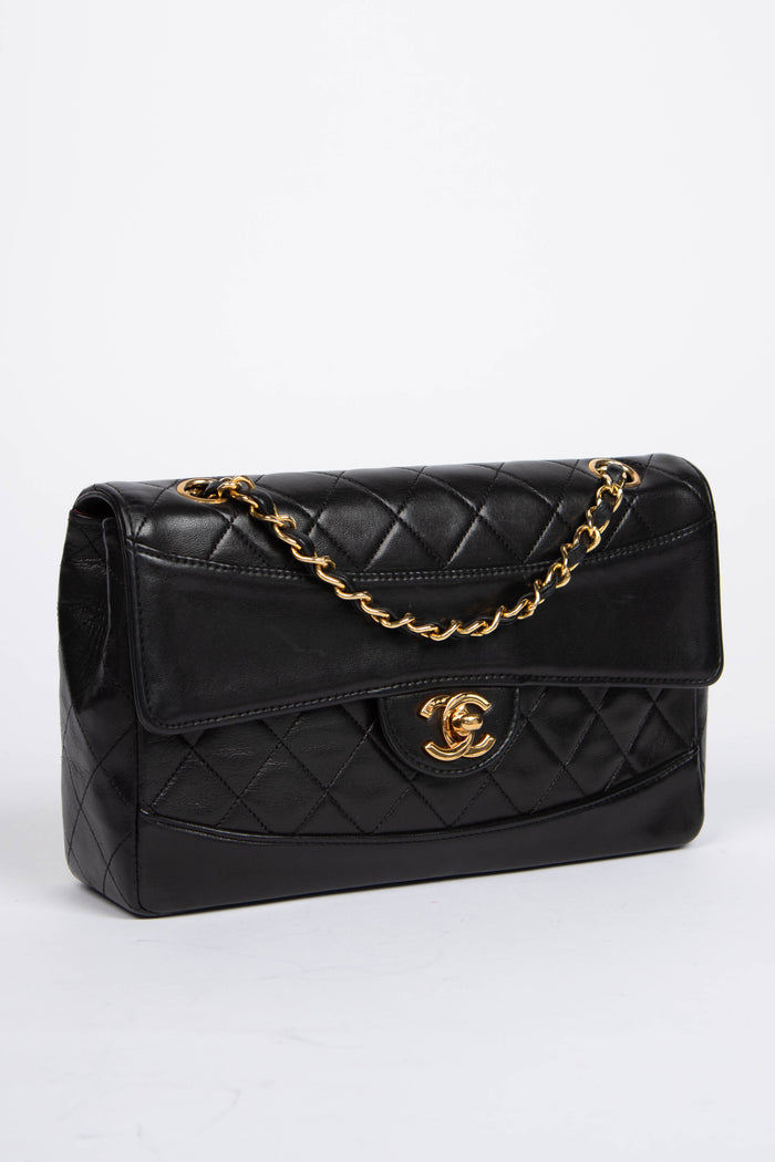 80s Chanel Black Lambskin Leather Single Flap Shoulder Bag