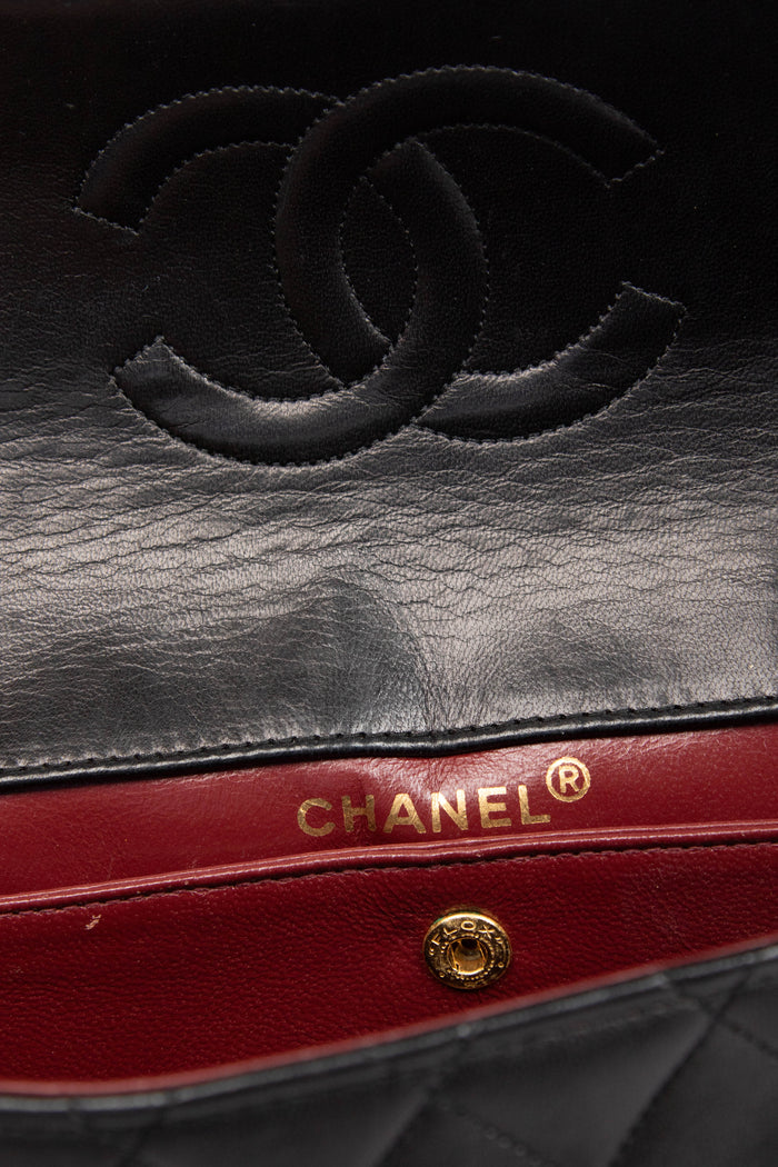 80s Chanel Black Lambskin Leather Single Flap Shoulder Bag