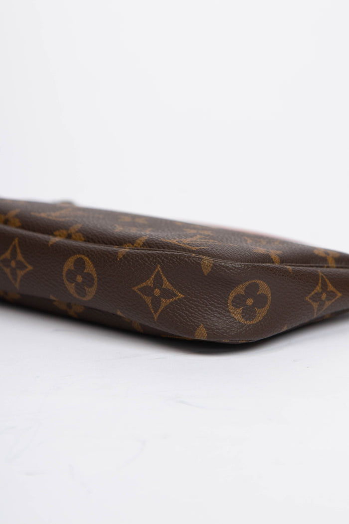 2000s Louis Vuitton Monogram Pochette Accessoires