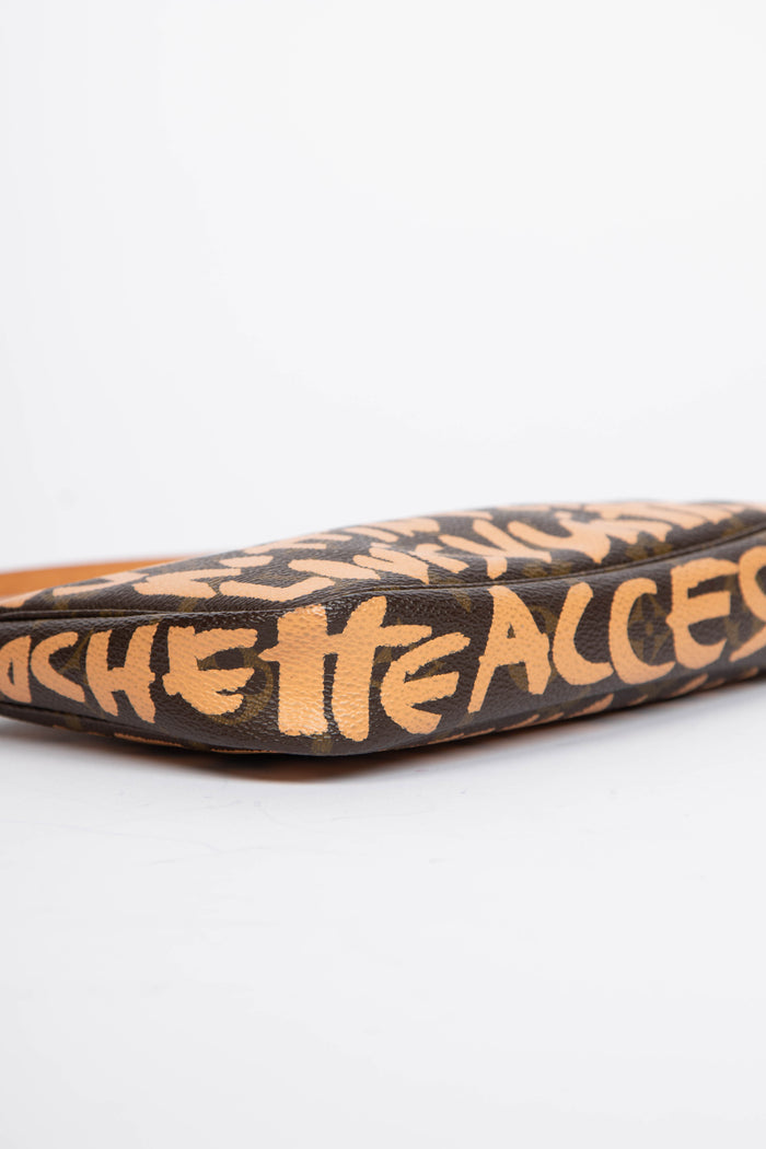 Louis Vuitton x Stephen Sprouse Graffiti Pochette Accessoires