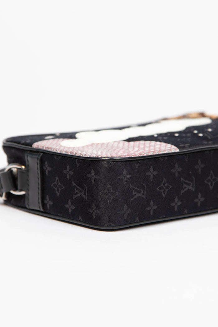 2000s Louis Vuitton Monogram Conte De Fees Pochette