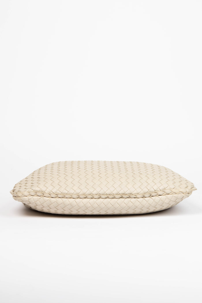 Vintage Bottega Veneta Cream Intrecciato Shoulder Bag