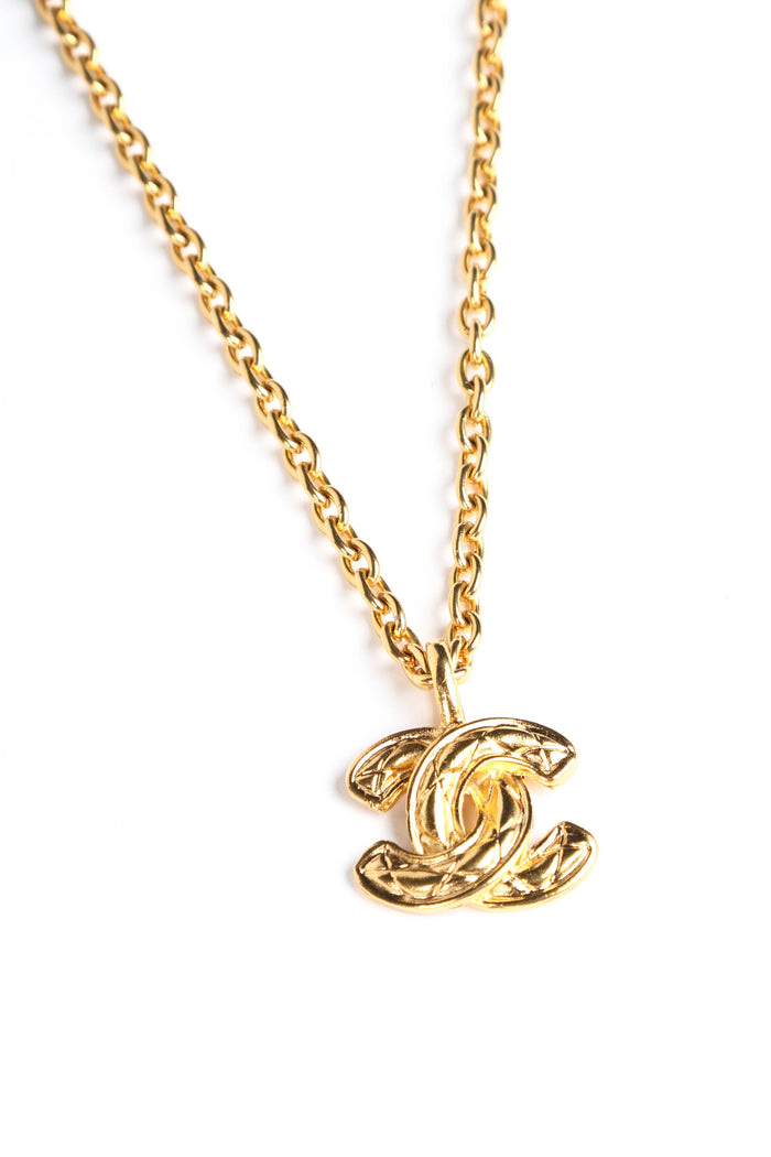 Vintage Chanel CC Pendant Necklace