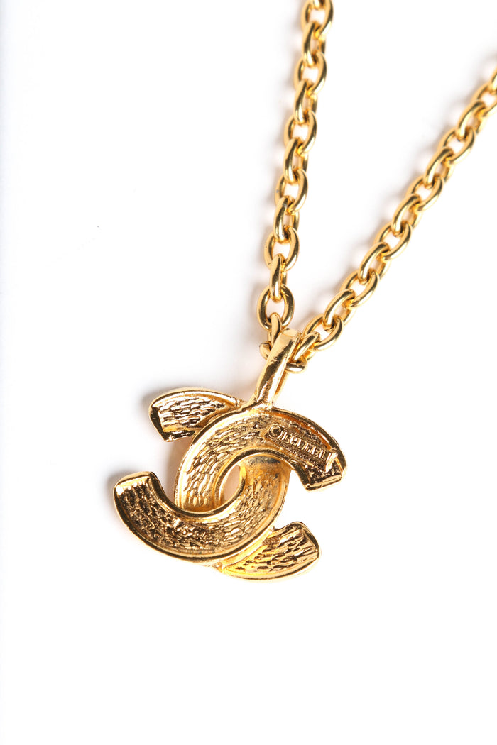 Vintage Chanel CC Pendant Necklace