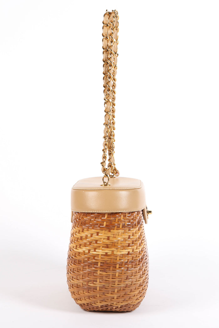 RARE 90s Chanel Beige Leather Basket Shoulder Bag