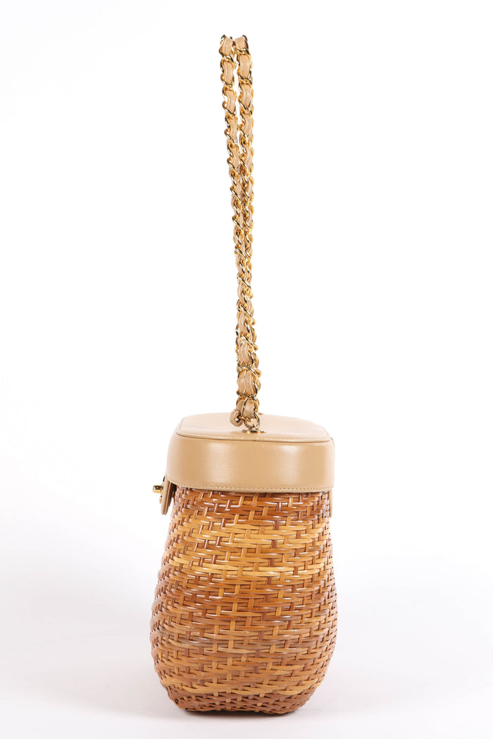 RARE 90s Chanel Beige Leather Basket Shoulder Bag