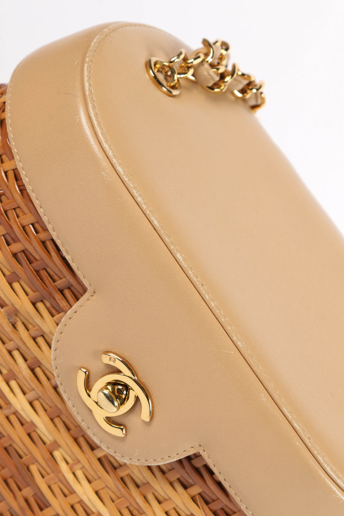 RARE 90s Chanel Beige Leather Basket Shoulder Bag