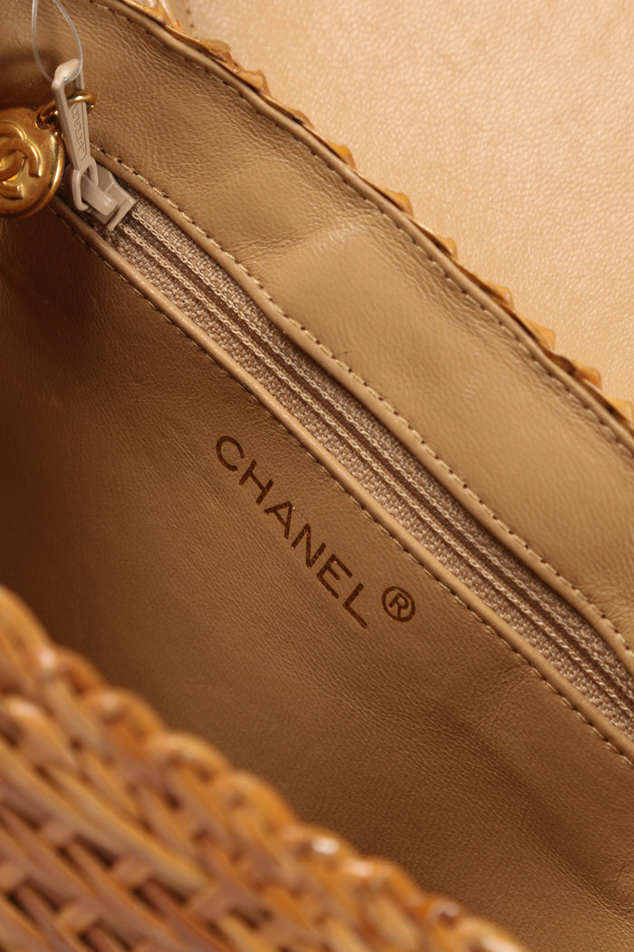 RARE 90s Chanel Beige Leather Basket Shoulder Bag
