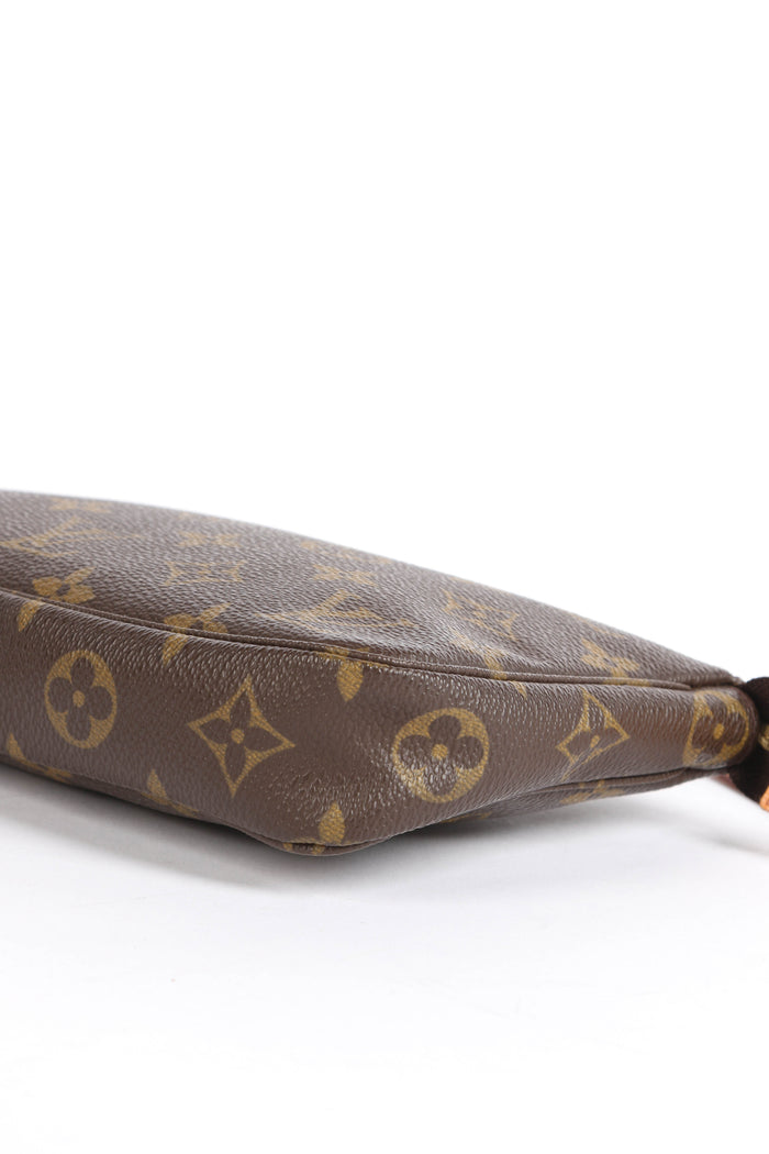 Vintage Louis Vuitton Monogram Pochette Accessoires