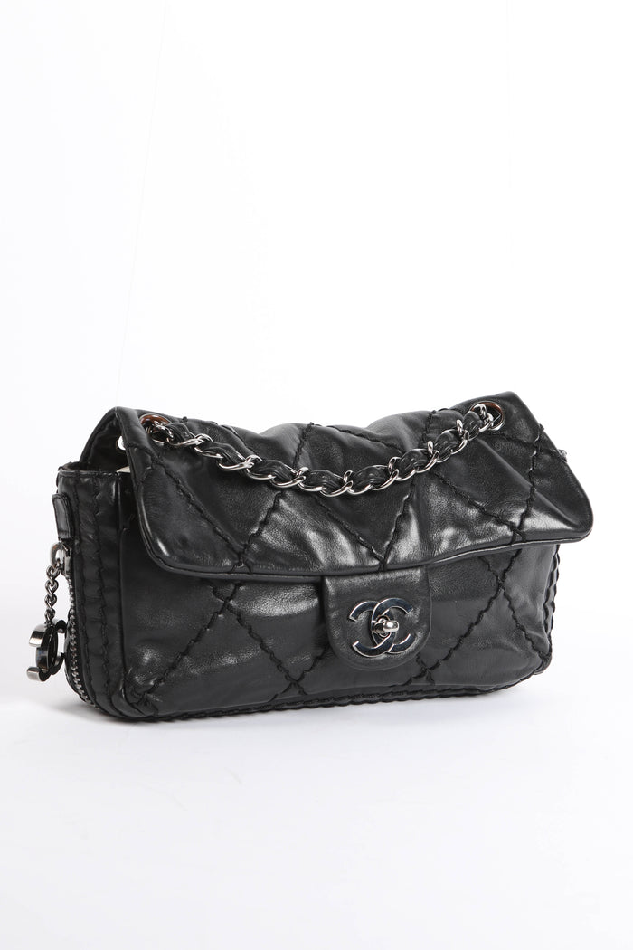 2000s Chanel Black Lambskin Leather Ultimate Stitch Single Flap Shoulder Bag