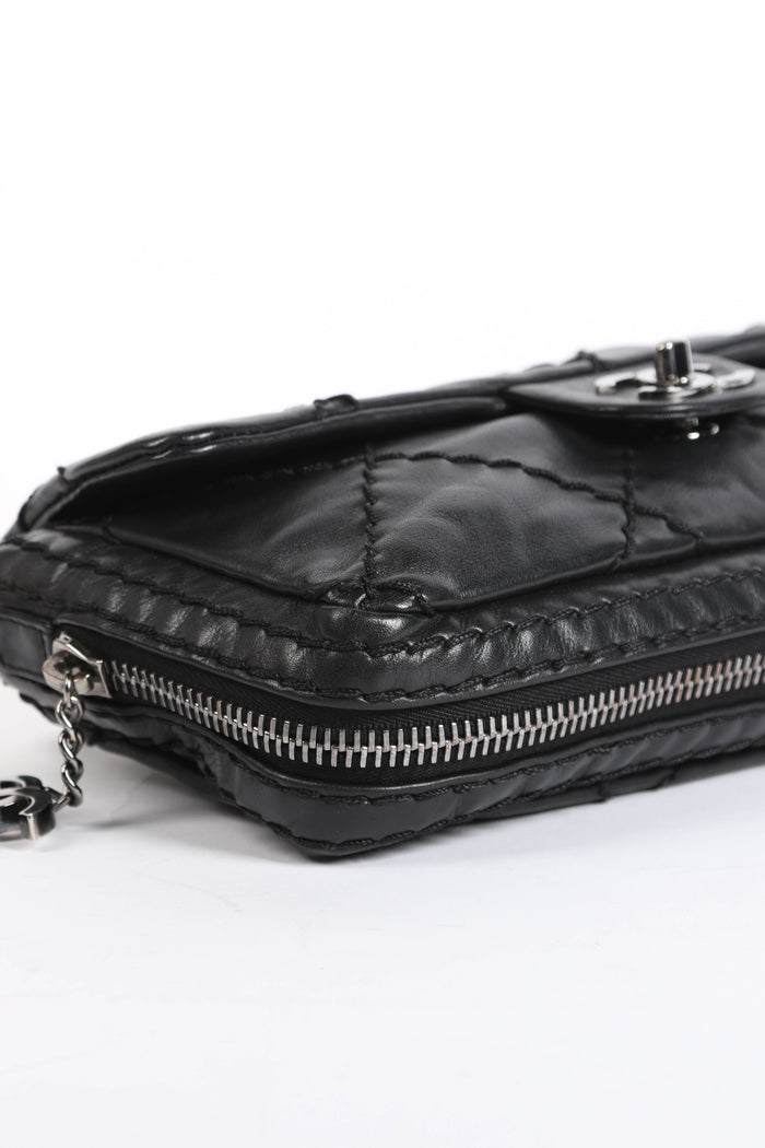 2000s Chanel Black Lambskin Leather Ultimate Stitch Single Flap Shoulder Bag