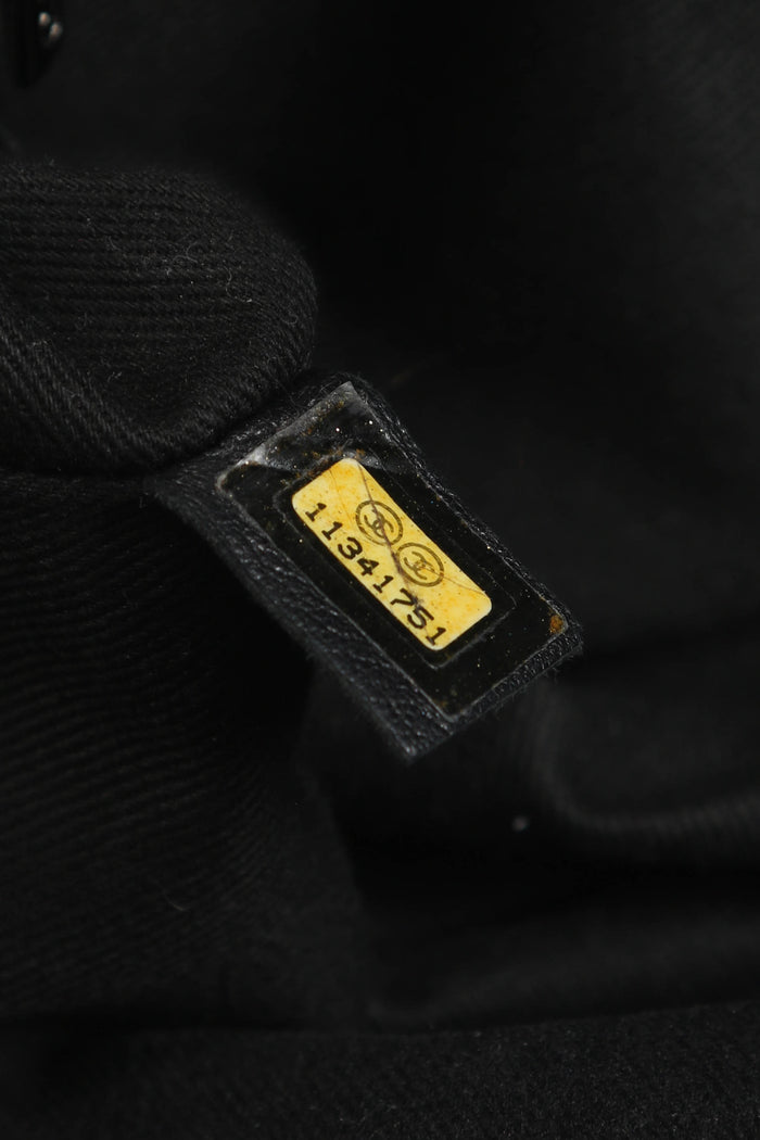 2000s Chanel Black Lambskin Leather Ultimate Stitch Single Flap Shoulder Bag