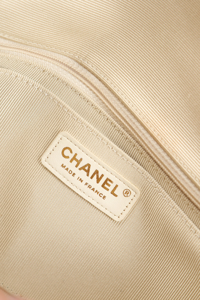 RARE 2010s Chanel Cream Patchwork Single Medium Flap Shoulder Bag