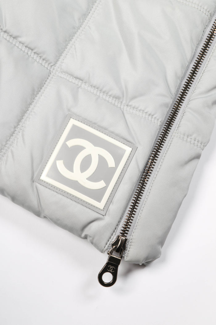2000s Chanel Sports Line Grey Quilted Puffer Skirt FR 38 (UK 10)