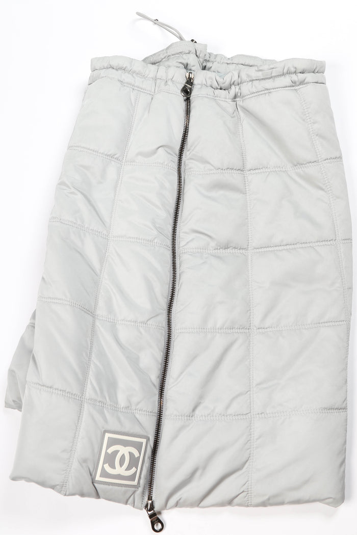 2000s Chanel Sports Line Grey Quilted Puffer Skirt FR 38 (UK 10)