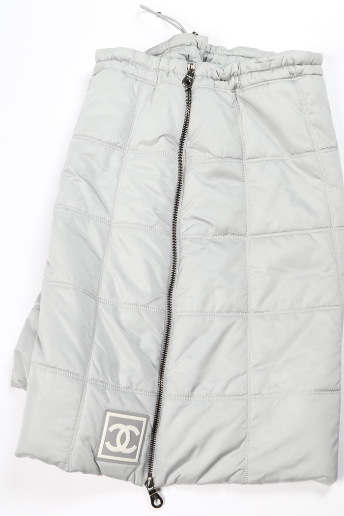 2000s Chanel Sports Line Grey Quilted Puffer Skirt FR 38 (UK 10)