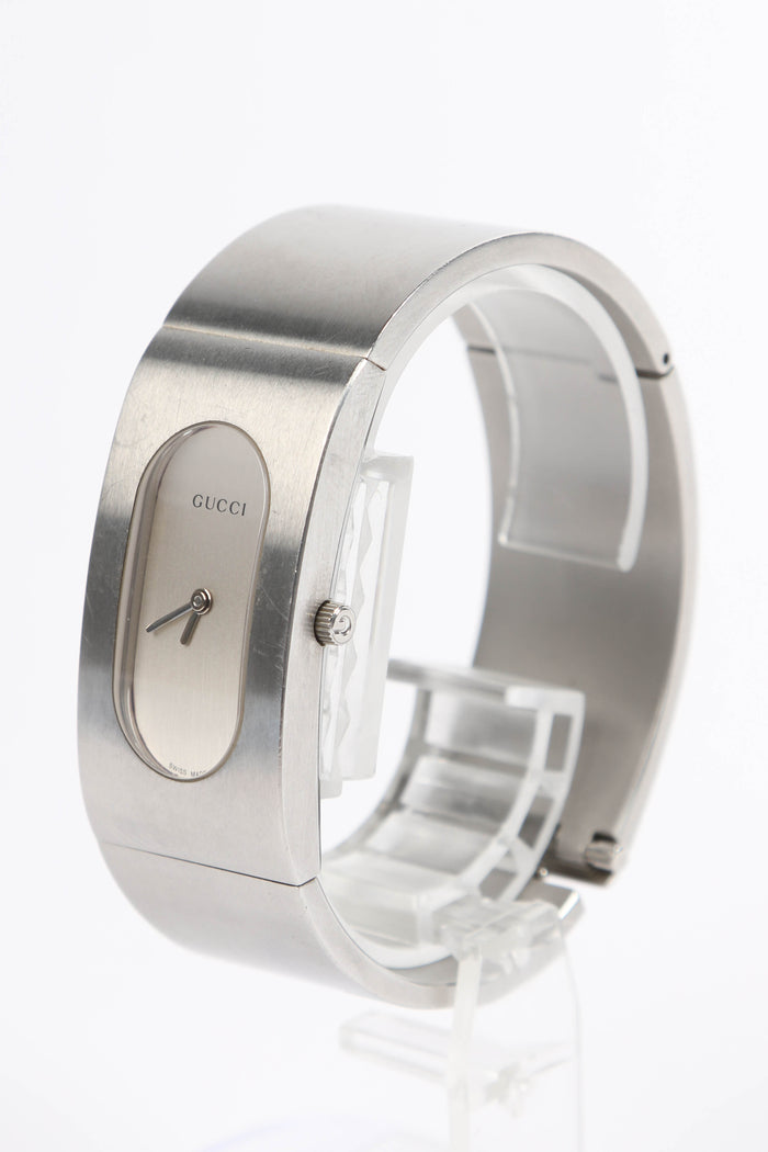 2000s Gucci SIlver Watch