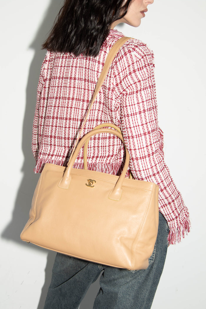 2000s Chanel Beige Grained Leather Cerf Executive Shopper Tote Bag