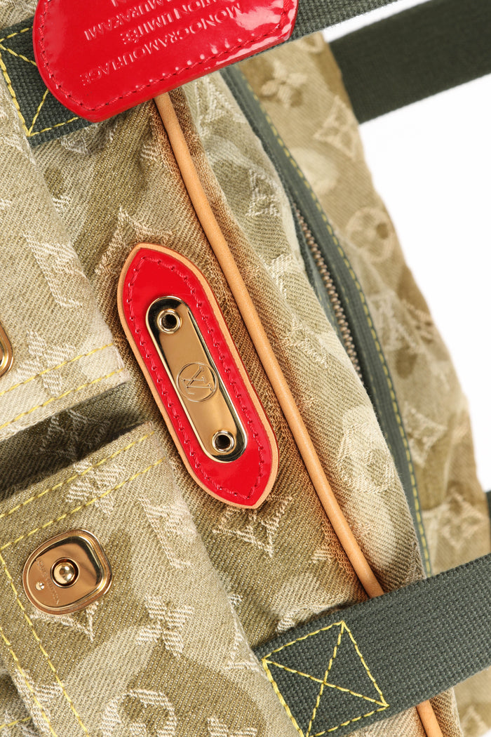 SUPER RARE Louis Vuitton Takashi Murakami Jasmine Camo Shoulder Bag