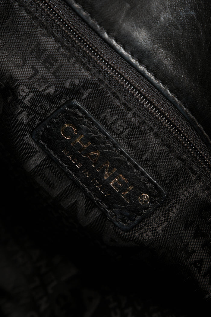 2000s Chanel Embroidered Multicolour Icon Shoulder Bag