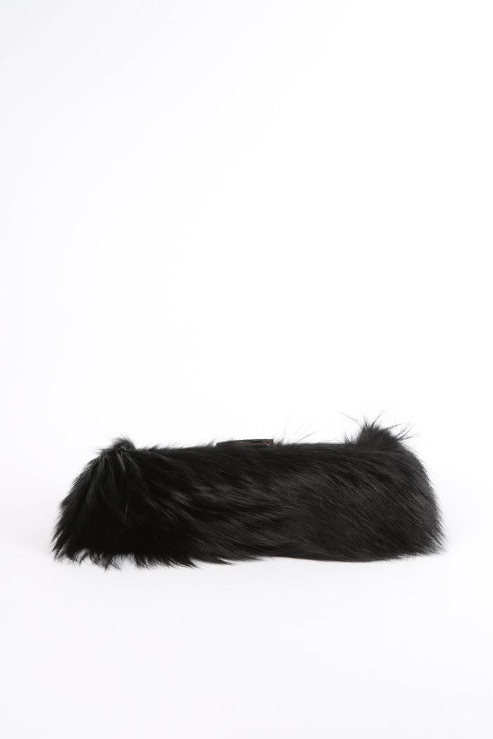SUPER RARE 2026 Fendi Black Fox Fur and Crystal Embellished Baguette Bag
