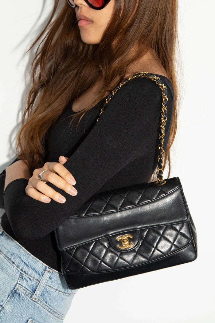 90s Chanel Black Lambskin Leather Single Flap Bag with GHW