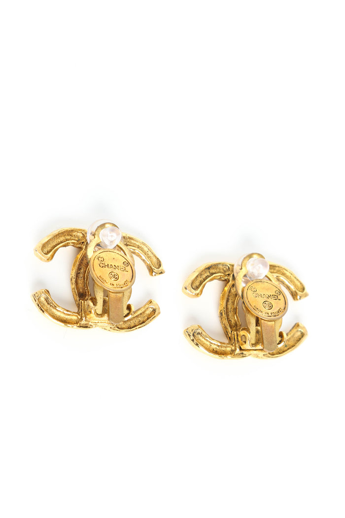 Vintage Chanel Hammered CC Clip-on Earrings