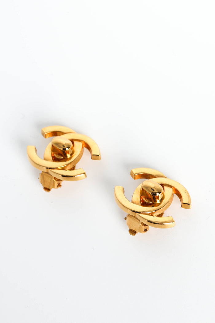 90s Chanel CC Turnlock Clip-on Earrings
