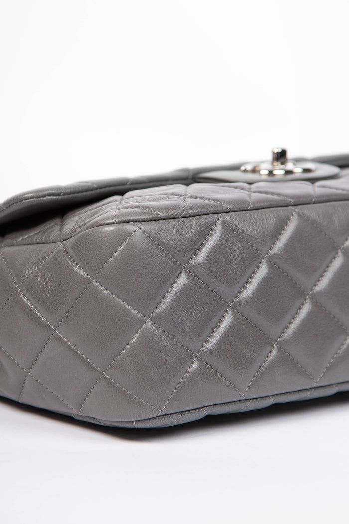 2000s Chanel Grey Lambskin Leather Jumbo Single Flap Shoulder Bag