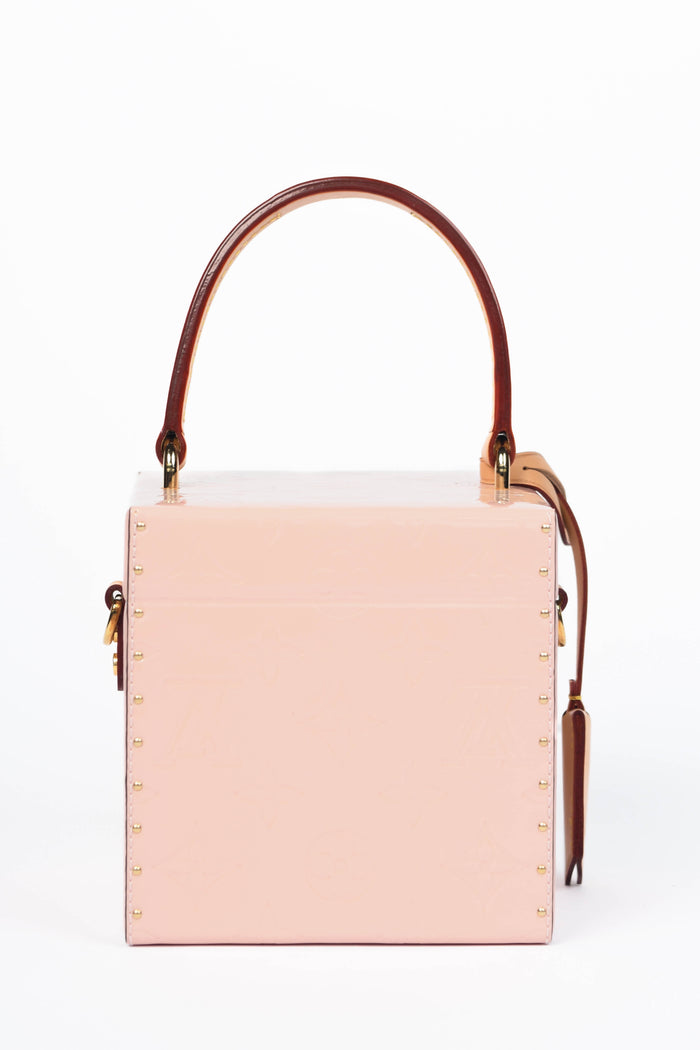 2019 Louis Vuitton Pink Monogram Vernis Bleecker Box Bag