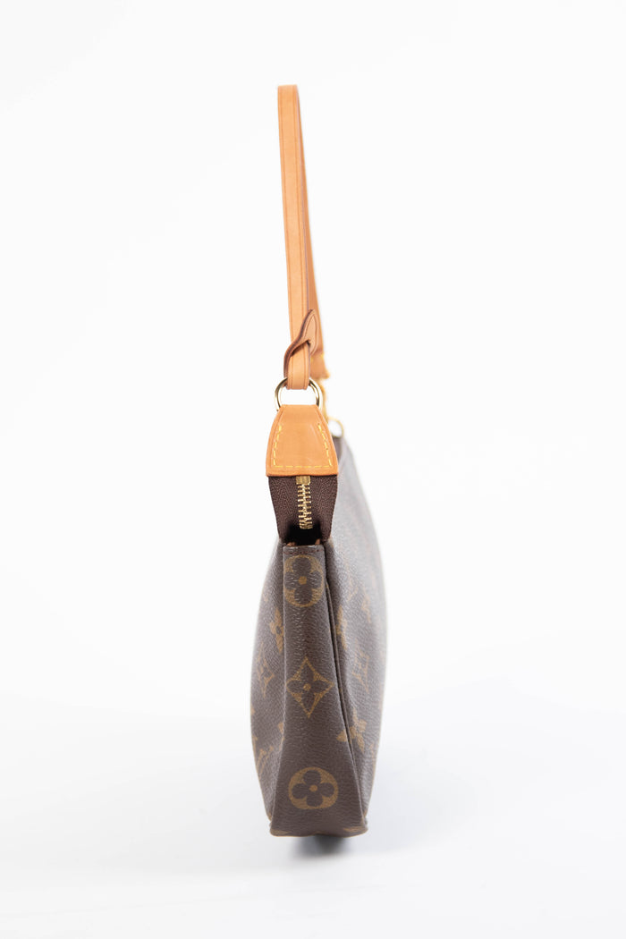 2000s Louis Vuitton Monogram Pochette Accessoires