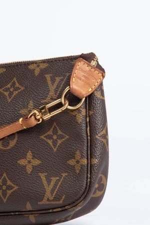 2000s Louis Vuitton Monogram Pochette Accessoires