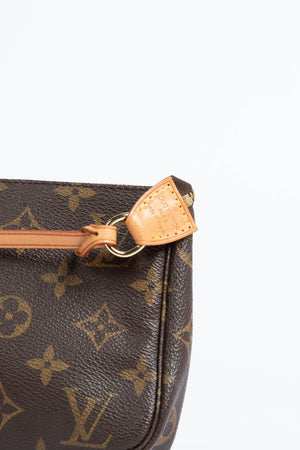 2000s Louis Vuitton Monogram Pochette Accessoires