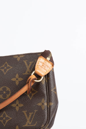 2000s Louis Vuitton Monogram Pochette Accessoires