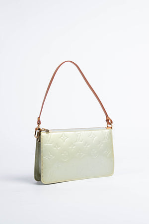 2000s Louis Vuitton Green Vernis Lexington Pochette Shoulder bag