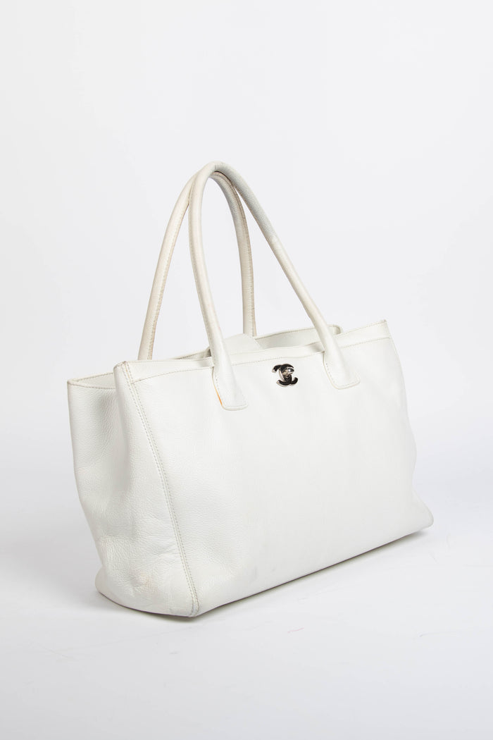 2000s Chanel White Leather Cerf Executive Shopper Tote Bag